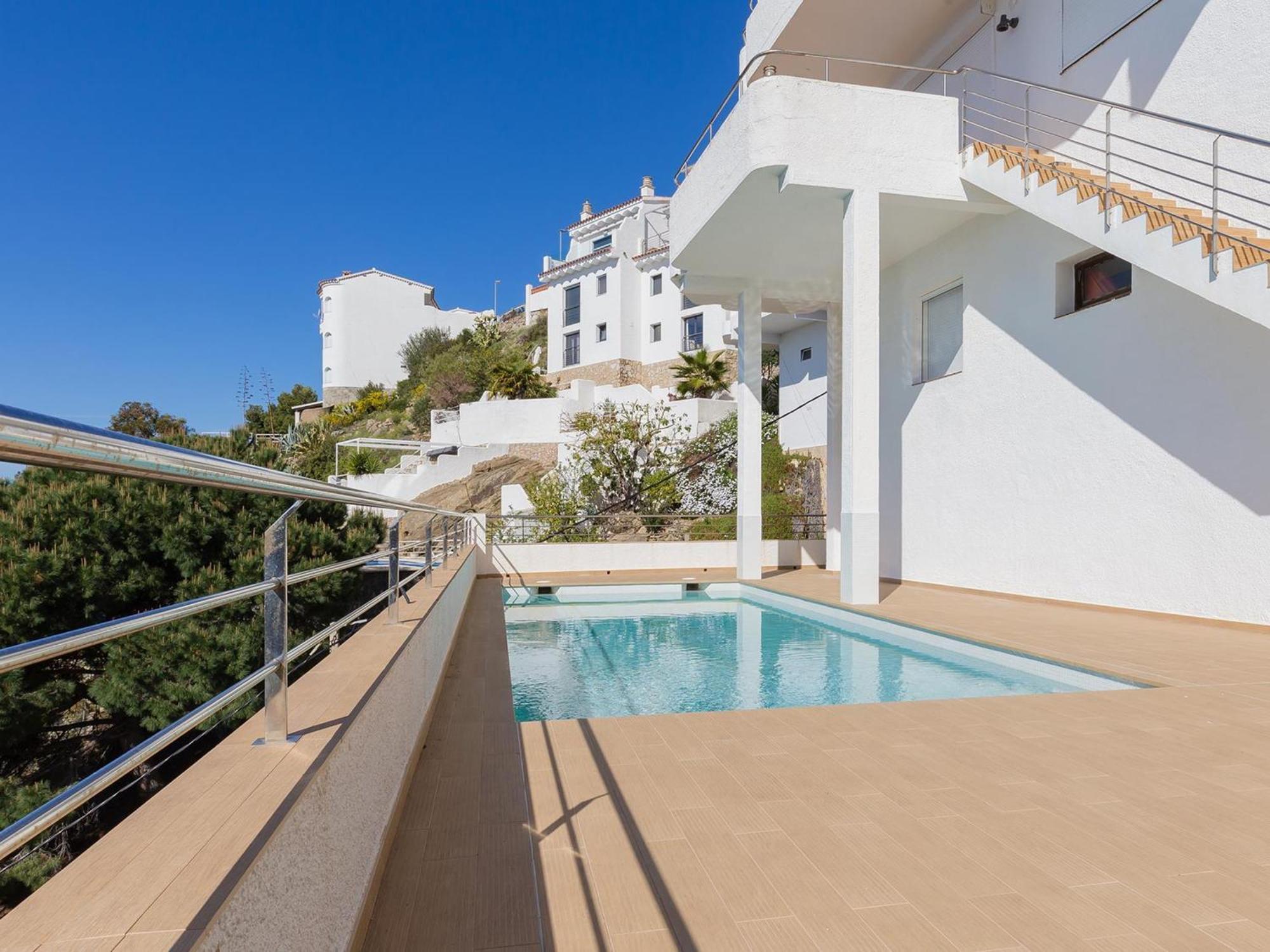 Joan Margarit 2-b -vista Excepcional Del Mediterraneo Con Piscina Comunitaria. - Es-228-159 Appartement